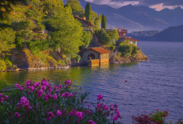 Magnificent Lake Como At Santa Maria Rizzonico Beach